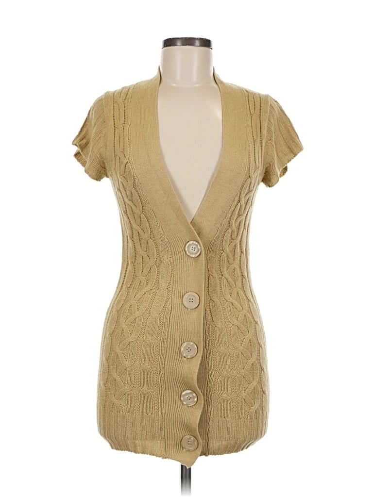 Click to view more detailed imagery on our partner's website Pre-owned Yoki Sweater Vest In Brown