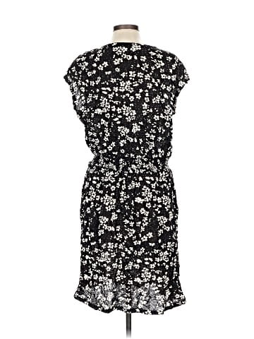 Daisy Fuentes Casual Dress (view 2)