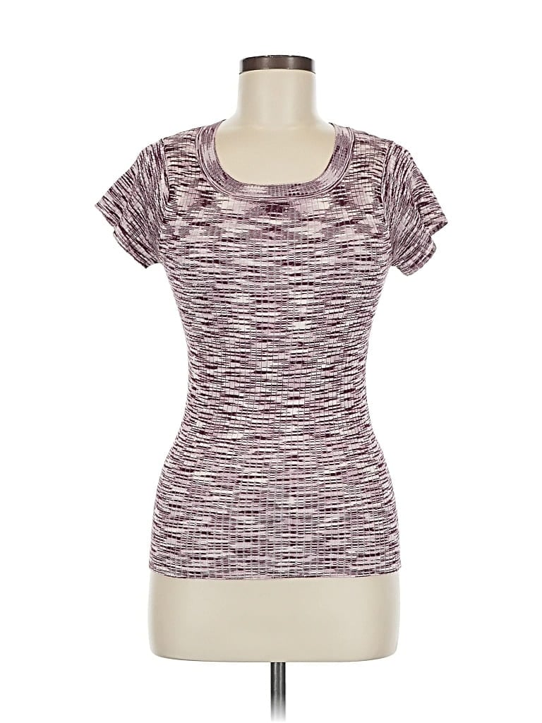 RUE21 Pre-owned Short Sleeve T-shirt In Burgundy