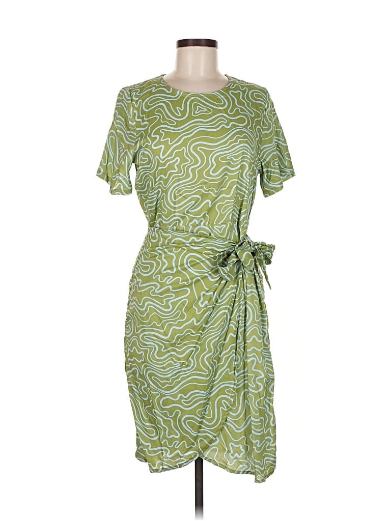 Pre-owned Compañía Fantástica Casual Dress In Green