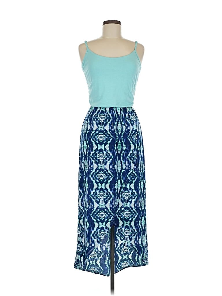 Click to view more detailed imagery on our partner's website Pre-owned Ultra Flirt Casual Dress In Blue