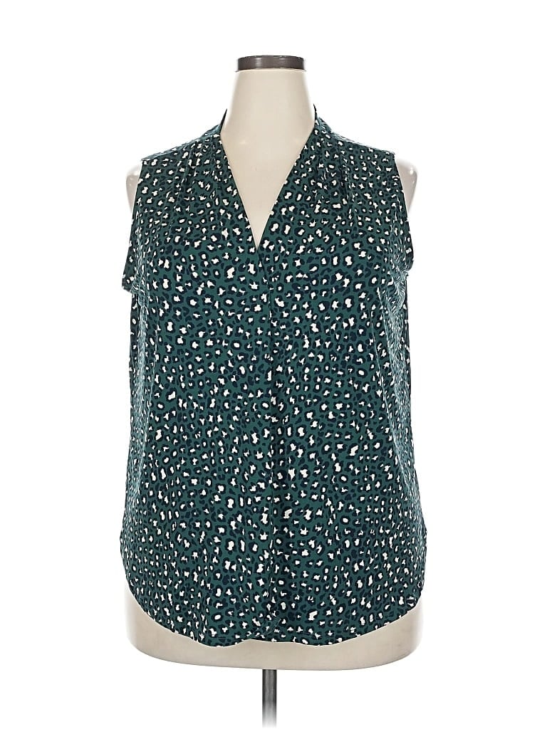 BEACON Pre-owned Sleeveless Blouse In Blue
