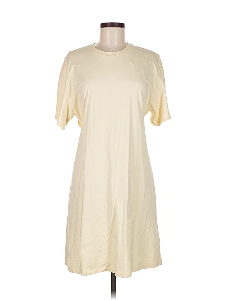 Pre-owned H&m Casual Dress In White