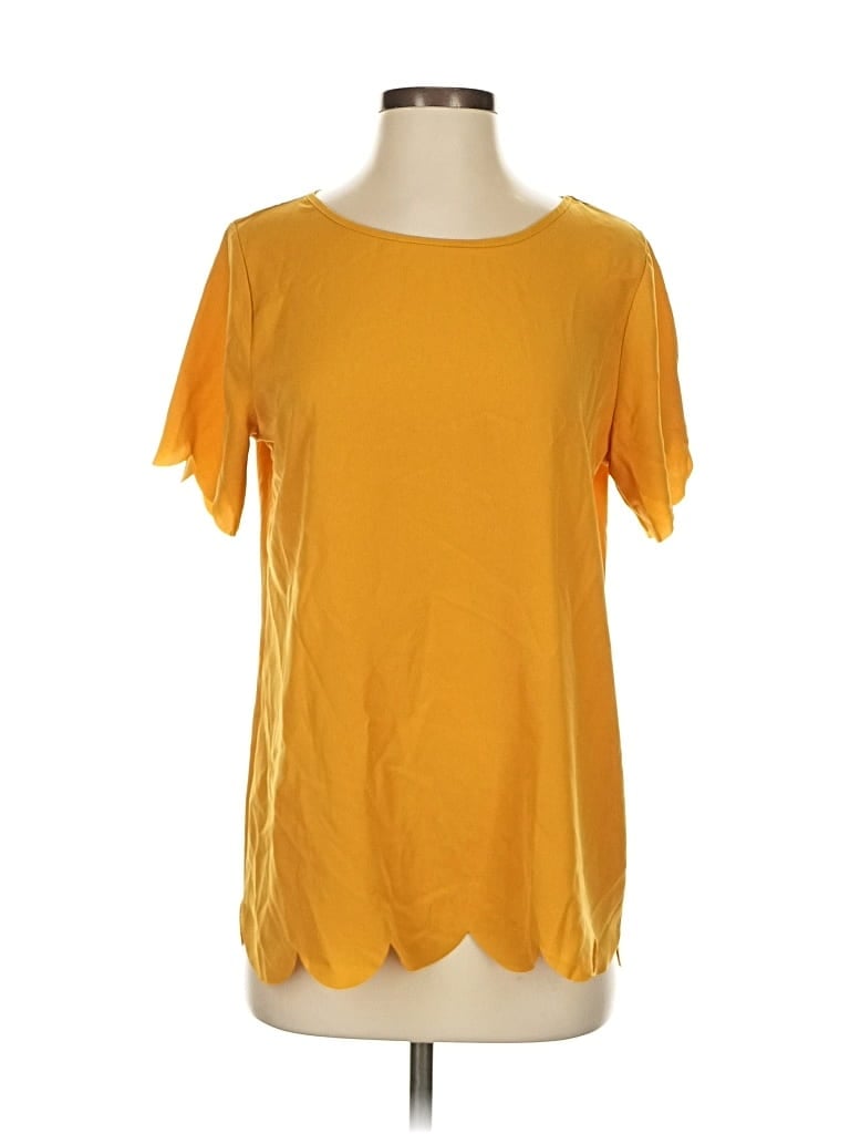 TICKLED TEAL Pre-owned Short Sleeve Top Yellow Scoop Neck Tops