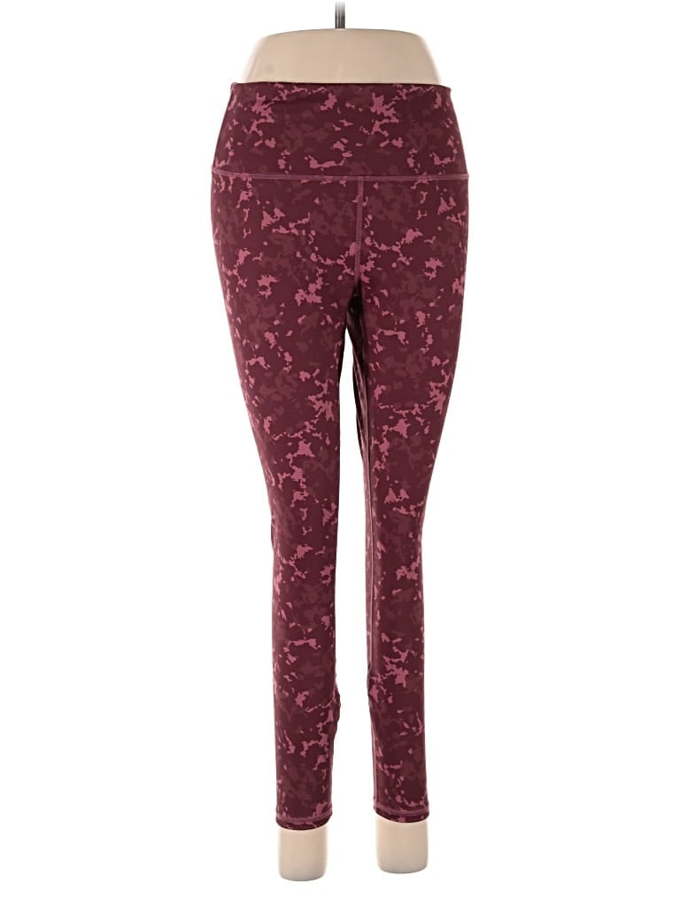 Click to view more detailed imagery on our partner's website Pre-owned Fabletics Active Pants In Burgundy