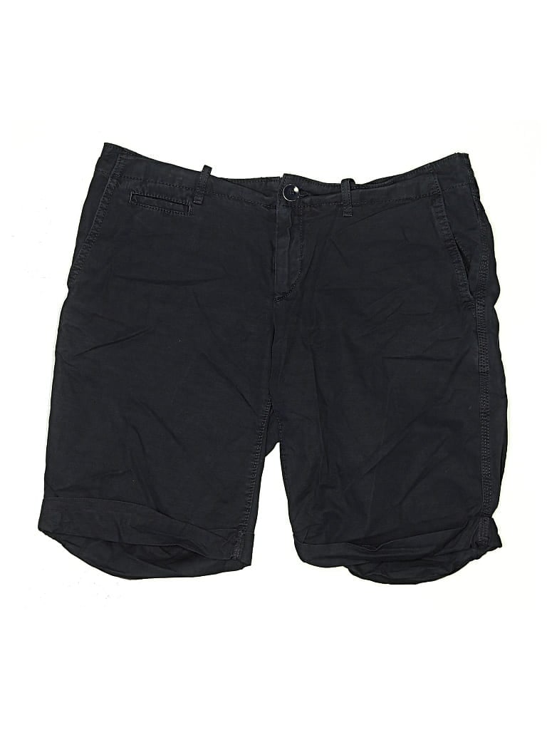 Click to view more detailed imagery on our partner's website Pre-owned Gap Shorts In Black