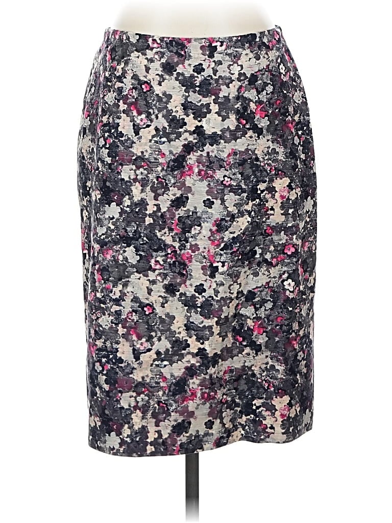 Click to view more detailed imagery on our partner's website Pre-owned Talbots Casual Skirt In Gray