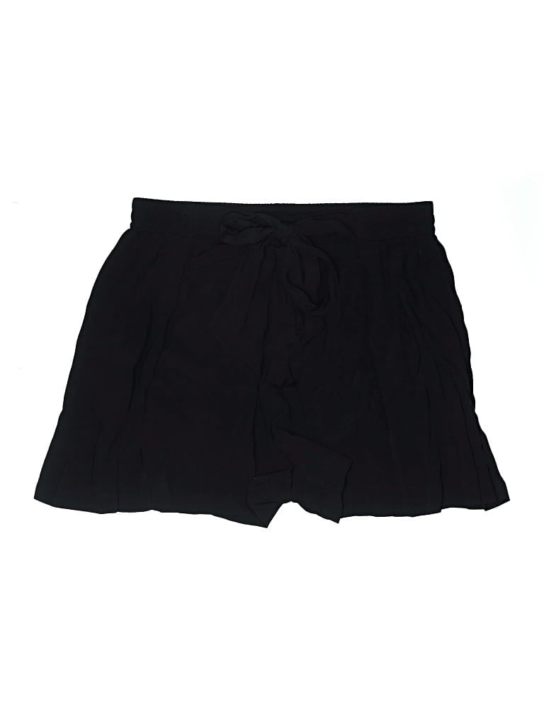 Pre-owned Zara Basic Shorts In Black