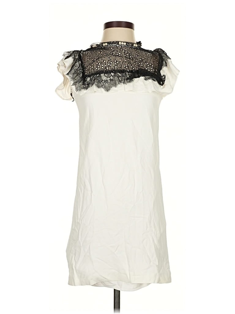 Click to view more detailed imagery on our partner's website Pre-owned Pinko Cocktail Dress In White
