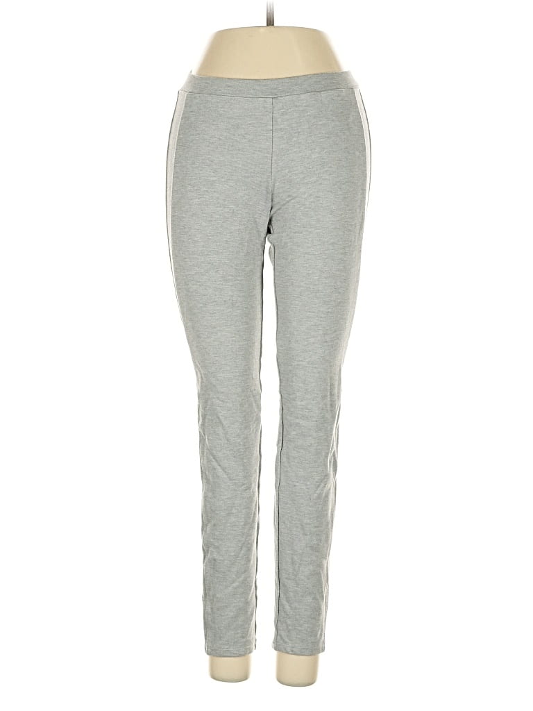 Click to view more detailed imagery on our partner's website Pre-owned Uniqlo Active Pants In Gray