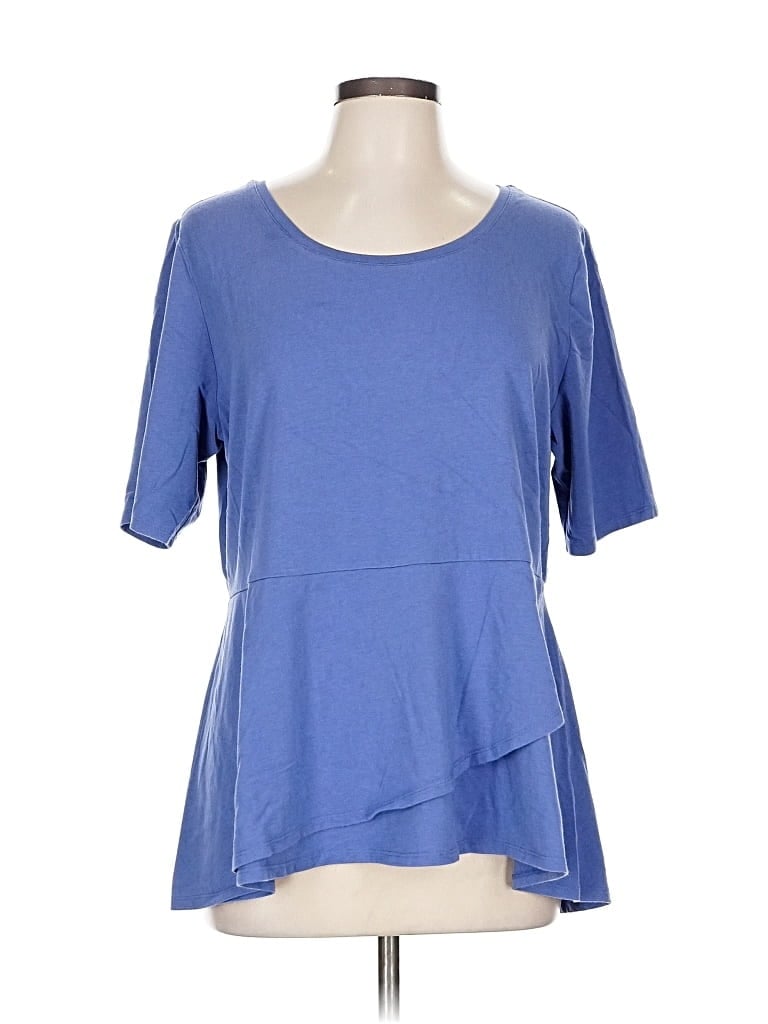 Click to view more detailed imagery on our partner's website Pre-owned Isaac Mizrahi Live Short Sleeve Top Blue Scoop Neck Tops