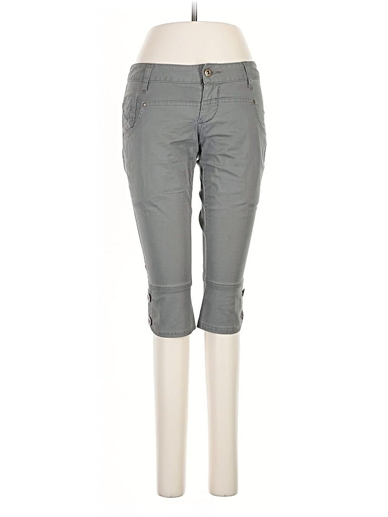 Click to view more detailed imagery on our partner's website Pre-owned Levi's Casual Pants In Gray