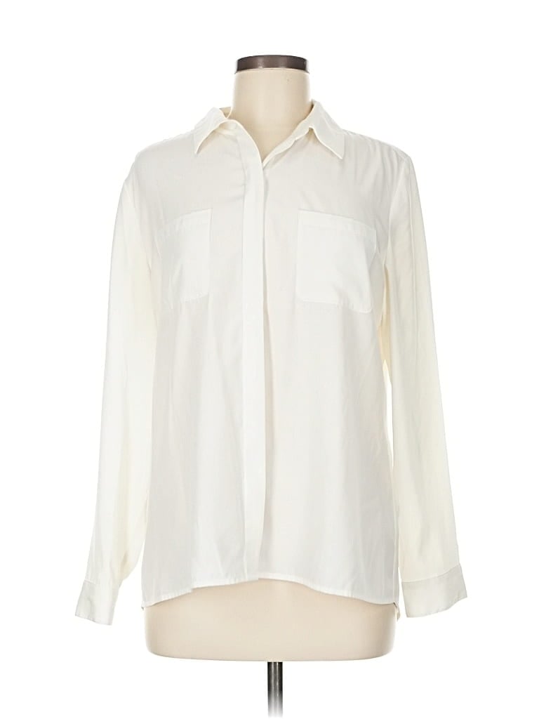 Click to view more detailed imagery on our partner's website Pre-owned Chico's Long Sleeve Blouse In White