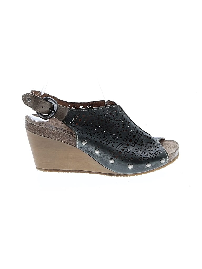 Click to view more detailed imagery on our partner's website Pre-owned Pikolinos Wedges In Gray