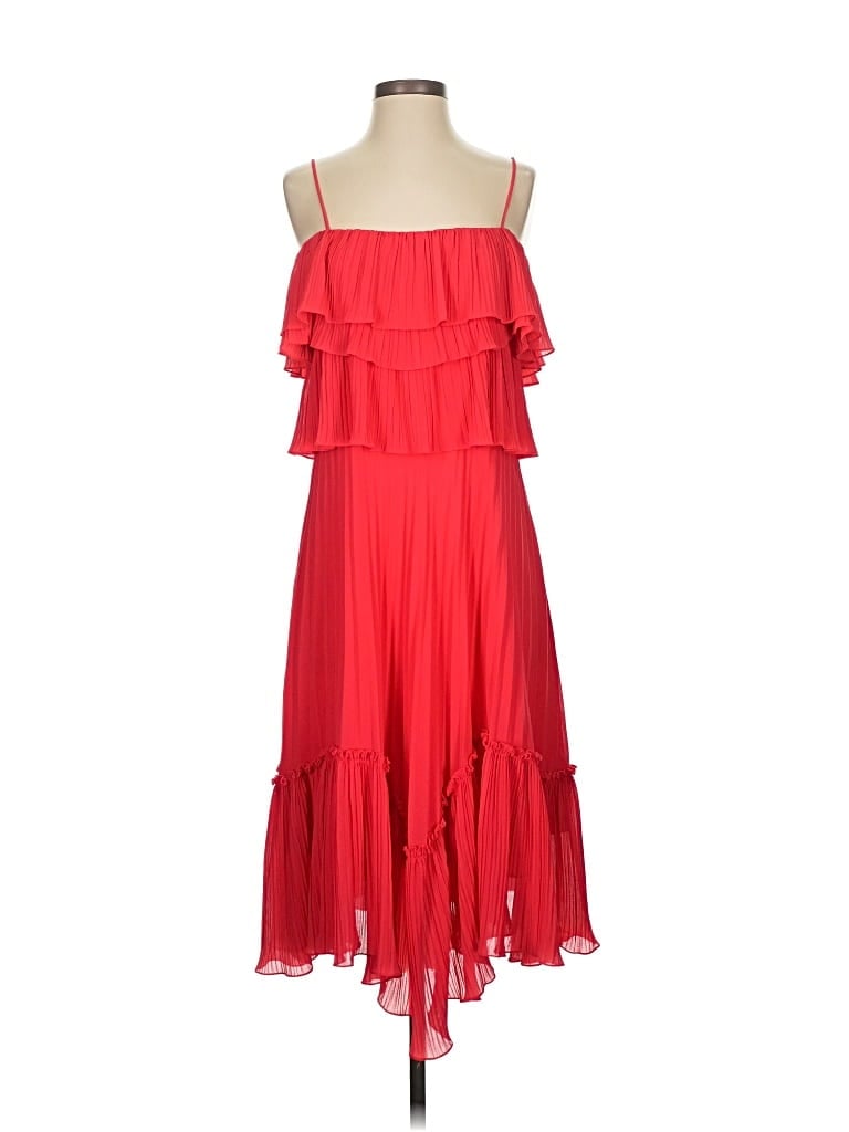 Click to view more detailed imagery on our partner's website Pre-owned Halston Heritage Cocktail Dress In Red