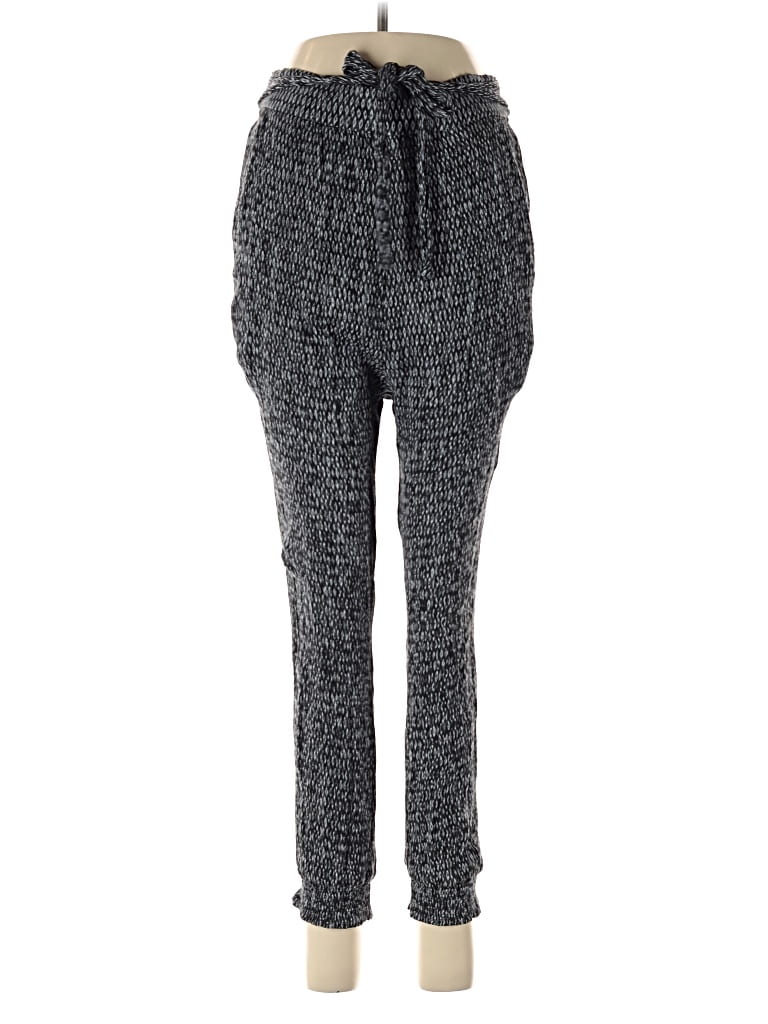 Click to view more detailed imagery on our partner's website Pre-owned Dress Forum Casual Pants In Gray