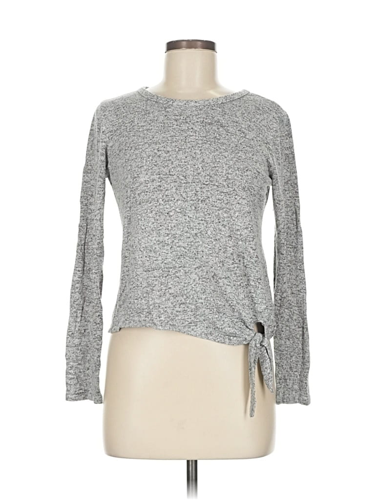 Pre-owned Olivia Rae Long Sleeve T-shirt In Gray