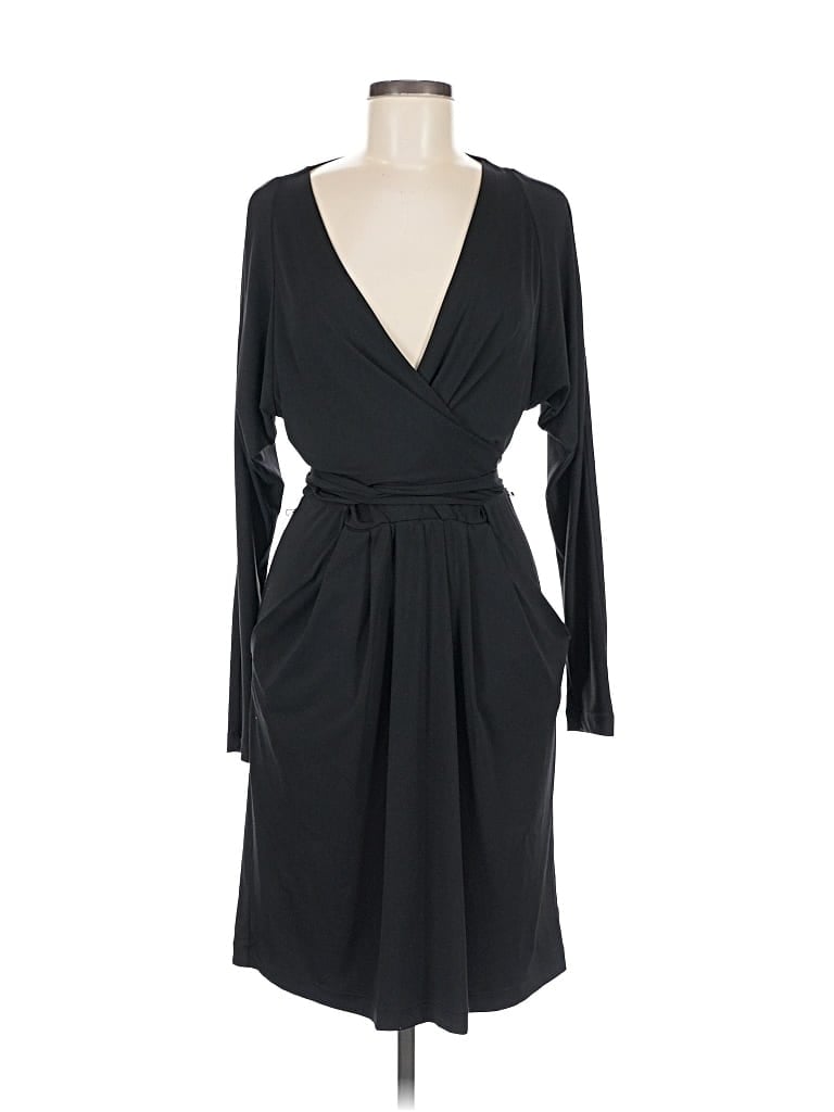 Pre-owned Bcbgmaxazria Cocktail Dress In Black