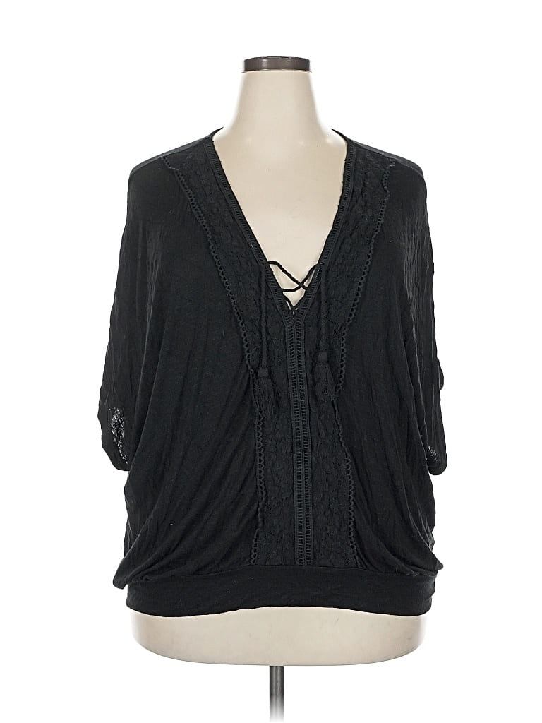 Pre-owned Torrid 3/4 Sleeve Blouse In Black