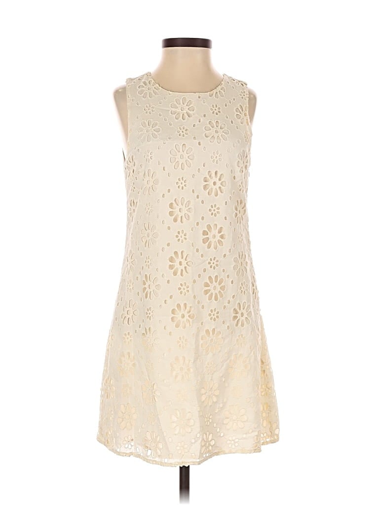 Click to view more detailed imagery on our partner's website Pre-owned Julie Brown Cocktail Dress In White