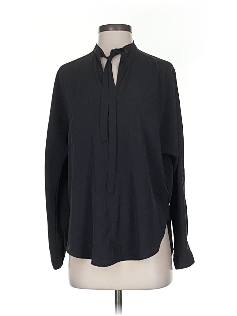 Click to view more detailed imagery on our partner's website Pre-owned Abercrombie & Fitch Long Sleeve Blouse In Black