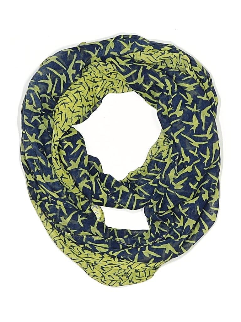 Click to view more detailed imagery on our partner's website Pre-owned Unbranded Scarf In Blue