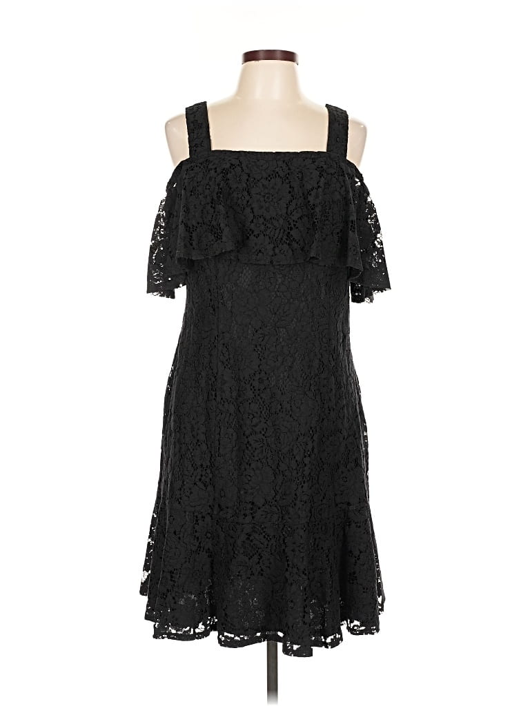 Click to view more detailed imagery on our partner's website Pre-owned Isaac Mizrahi Live Cocktail Dress In Black