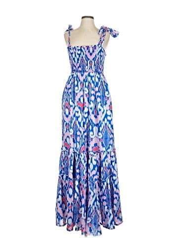 Crown & Ivy Casual Dress (view 1)