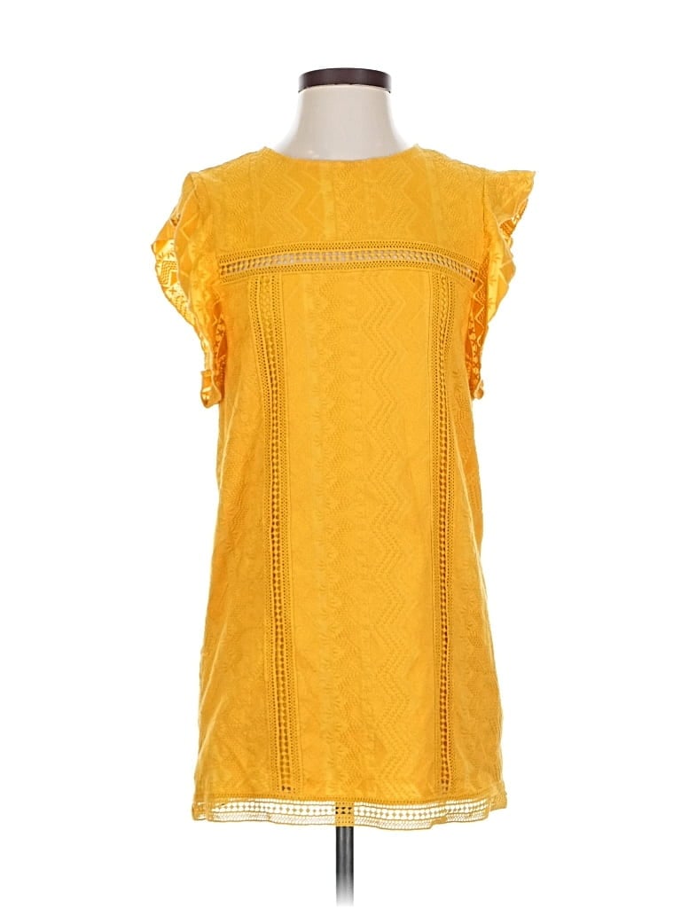TULAROSA Pre-owned Short Sleeve Top Yellow Ruffles Neckline Tops
