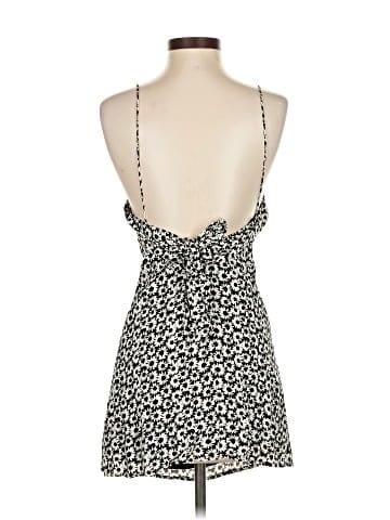Sundays Casual Dress (view 2)