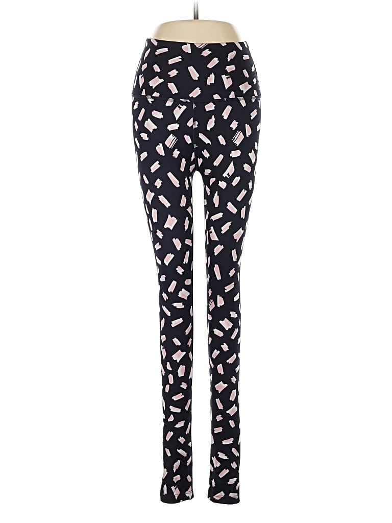 Click to view more detailed imagery on our partner's website Pre-owned Beyond Yoga Leggings In Black