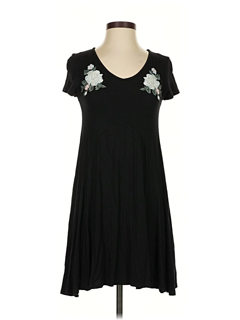 Pre-owned Alya Casual Dress In Black