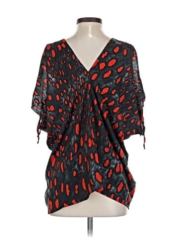 Ramona LaRue by Arianne Short Sleeve Silk Top (view 2)