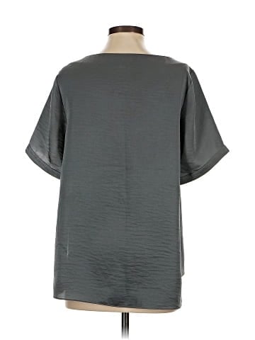 Universal Standard Short Sleeve Blouse (view 2)