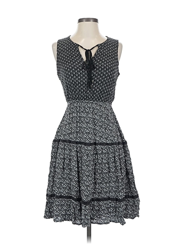 Pre-owned Lc Lauren Conrad Casual Dress In Gray