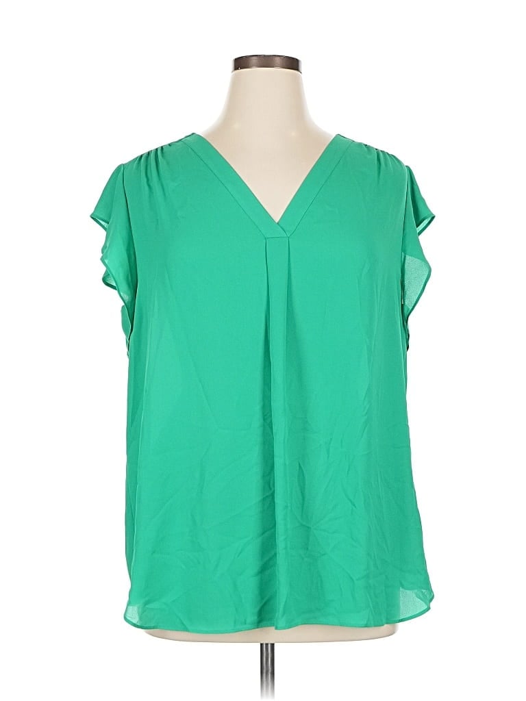 Click to view more detailed imagery on our partner's website Pre-owned Chaus Short Sleeve Blouse In Green