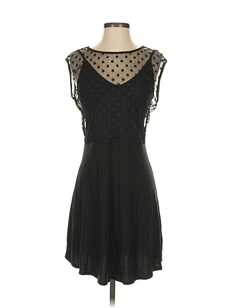 Click to view more detailed imagery on our partner's website Pre-owned Victoria's Secret Cocktail Dress In Black