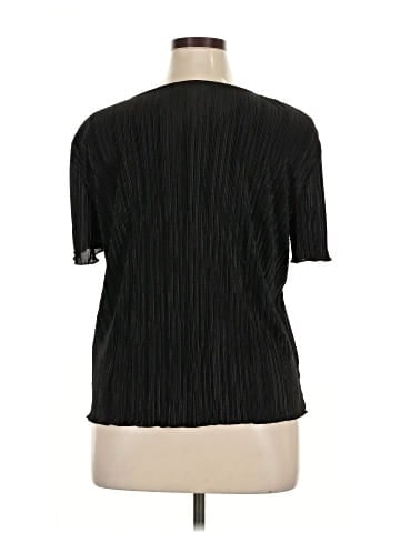 Traditions Short Sleeve Blouse (view 2)