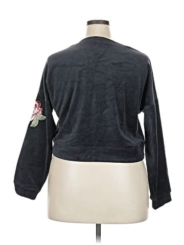 Xhilaration Sweatshirt (view 2)