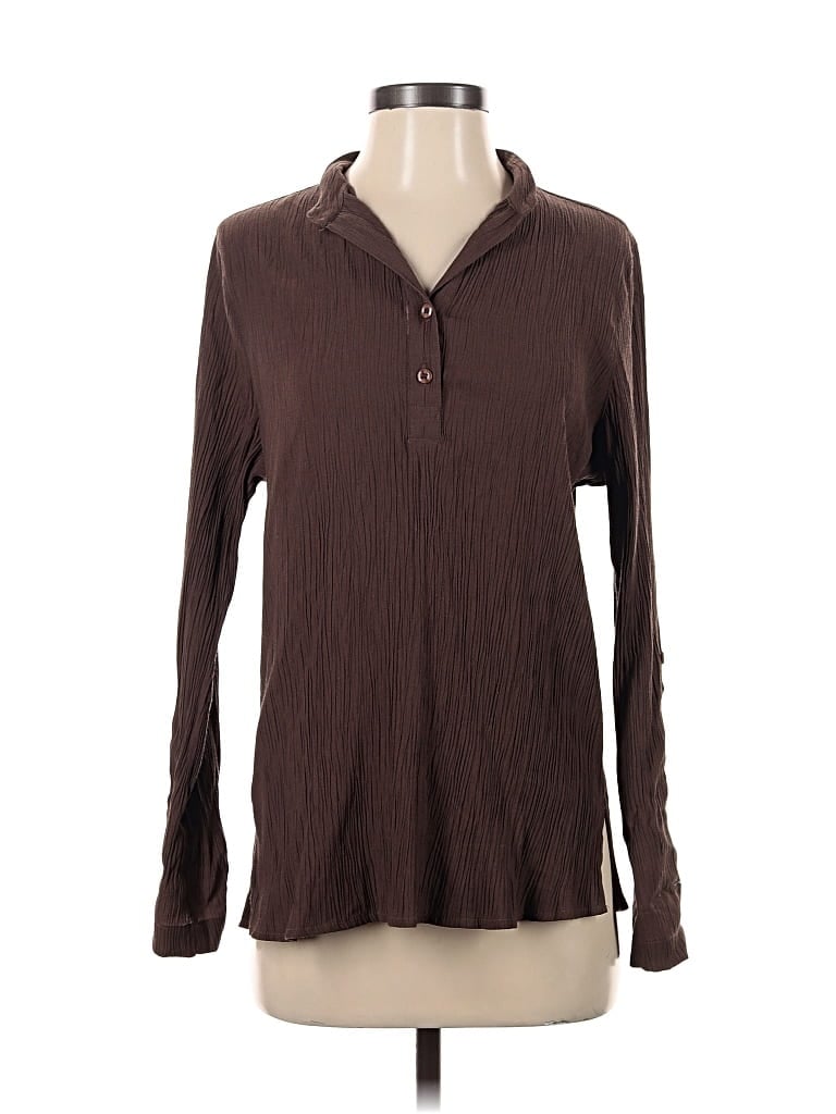 Click to view more detailed imagery on our partner's website Pre-owned Jaclyn Smith Long Sleeve Blouse In Brown