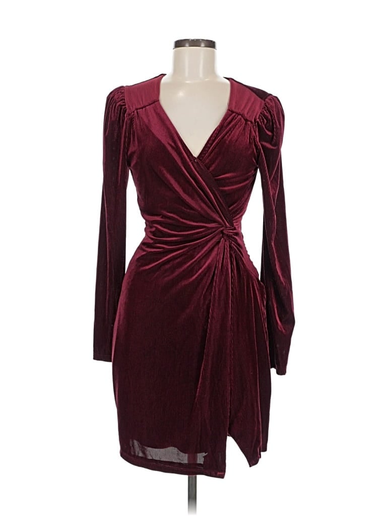 Pre-owned Astr Cocktail Dress In Burgundy