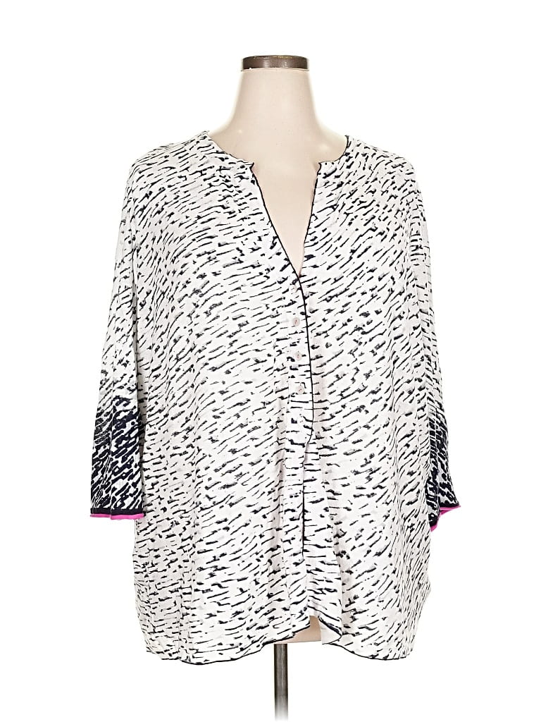 Pre-owned Nic + Zoe 3/4 Sleeve Top White Plunge Neckline Tops