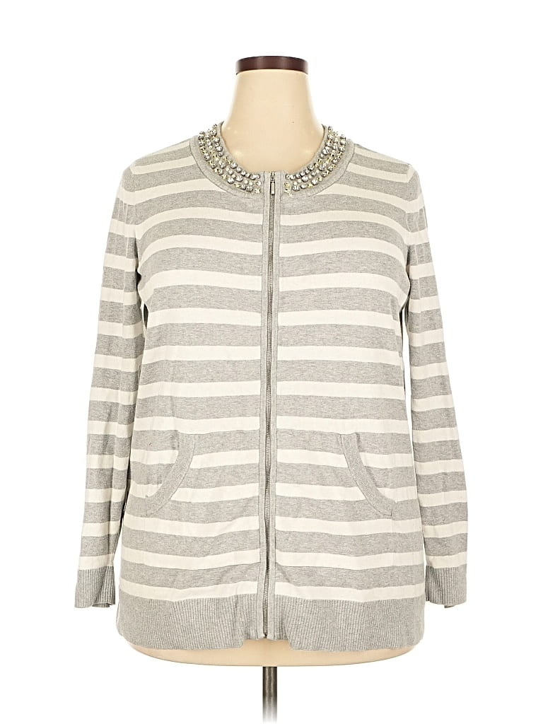 Pre-owned Zenergy By Chico's Jacket In Gray