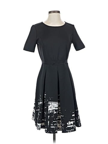 Elie Tahari Cocktail Dress (view 1)
