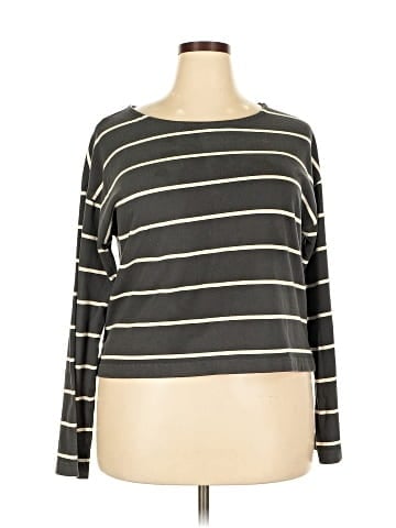 Faherty Long Sleeve T-Shirt (view 1)