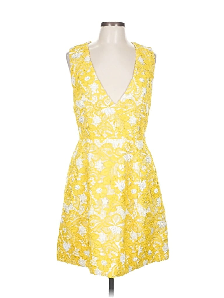 Pre-owned Alice And Olivia Alice + Olivia Cocktail Dress In Yellow