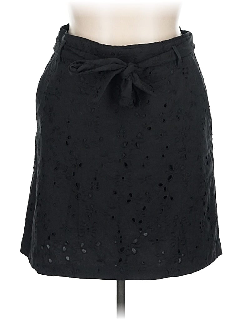 Click to view more detailed imagery on our partner's website Pre-owned Ann Taylor Casual Skirt In Black