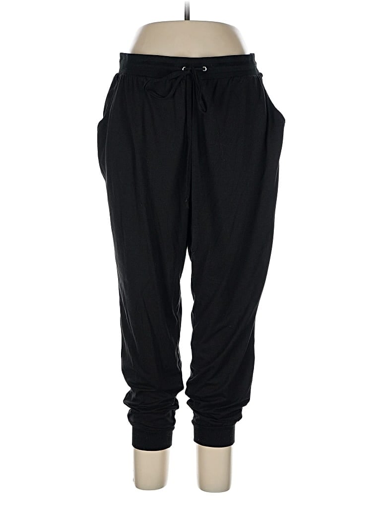Pre-owned Terra & Sky Sweatpants In Black