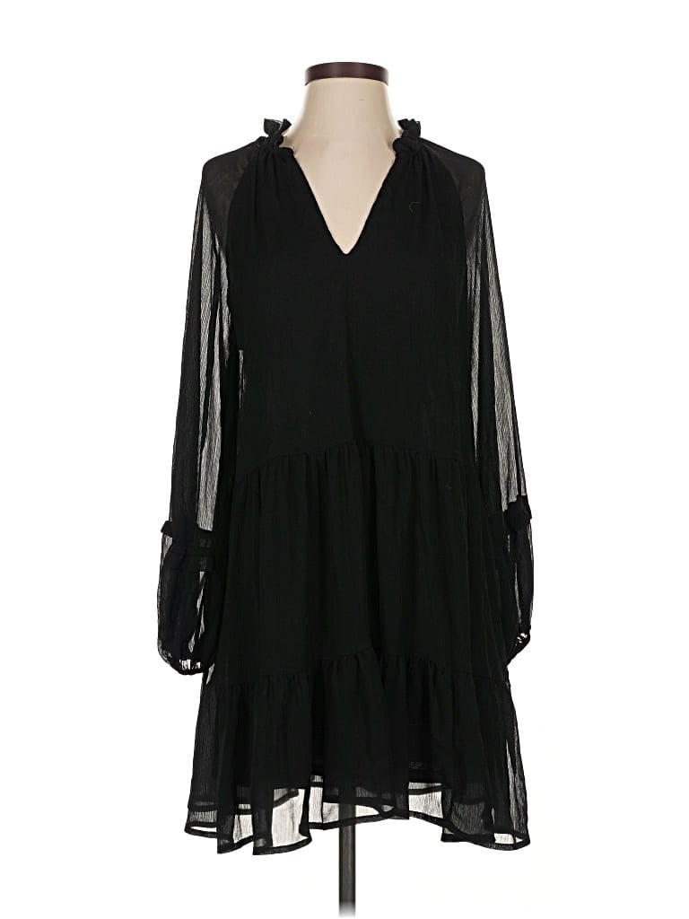 Pre-owned H&m Casual Dress In Black