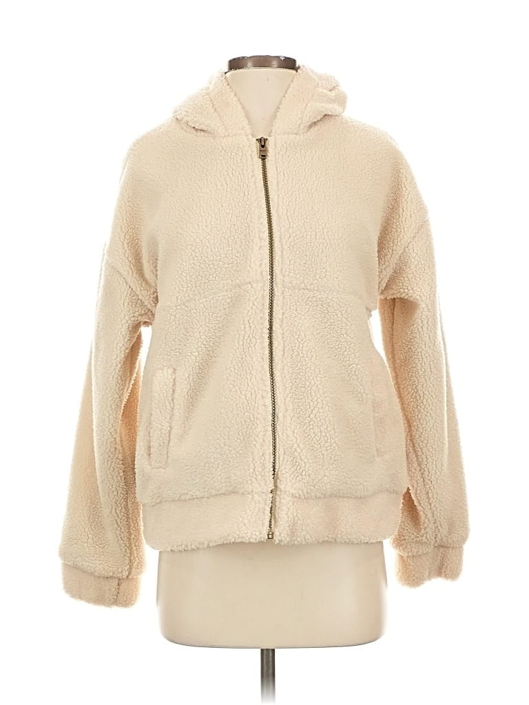 Click to view more detailed imagery on our partner's website Pre-owned Roxy Faux Fur Jacket In White